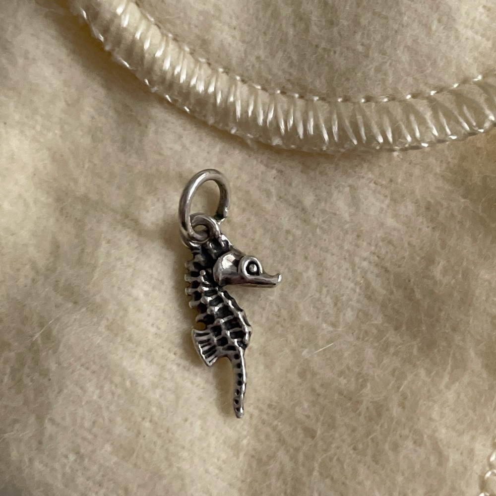 Vintage James Avery Seahorse Charm